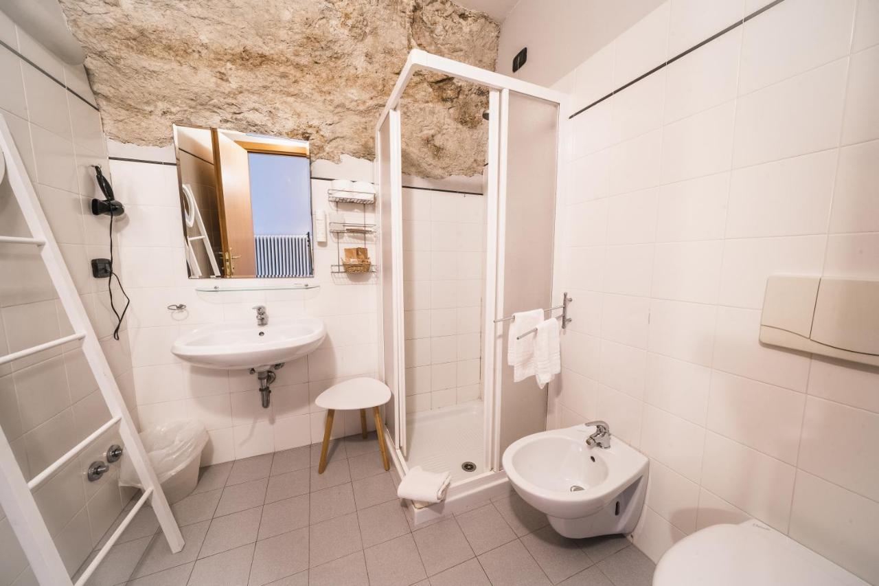 La Cantinota - Locanda De Manincor Rooms Arco Buitenkant foto